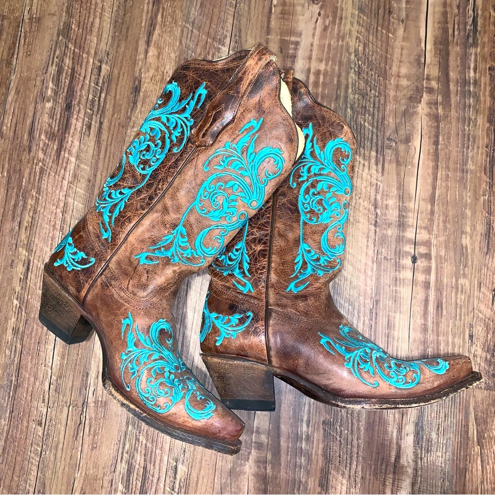 Turquoise Corral Boots Pointy Toe Women’s Size 8 M